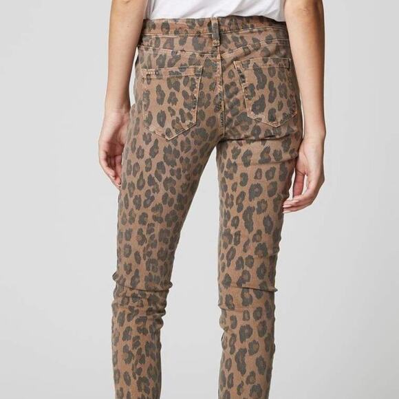 Blank NYC The Reade Crop Catwalk Cropped Denim Animal Print 28 - Picture 3 of 16